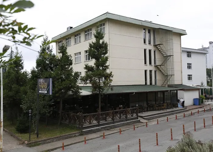 לינה וארוחת בוקר Farabi *