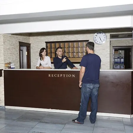 Bed & Breakfast Farabi *